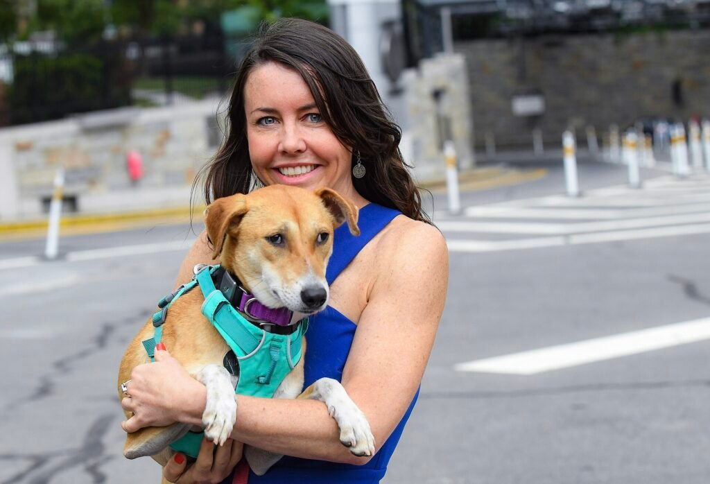 21 Best Dog Breeds for First-Time Owners in Apartments